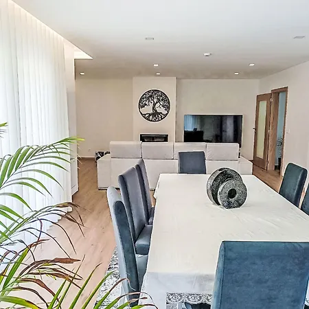 Сasa de vacaciones Quinta D'azenha By Interhome *